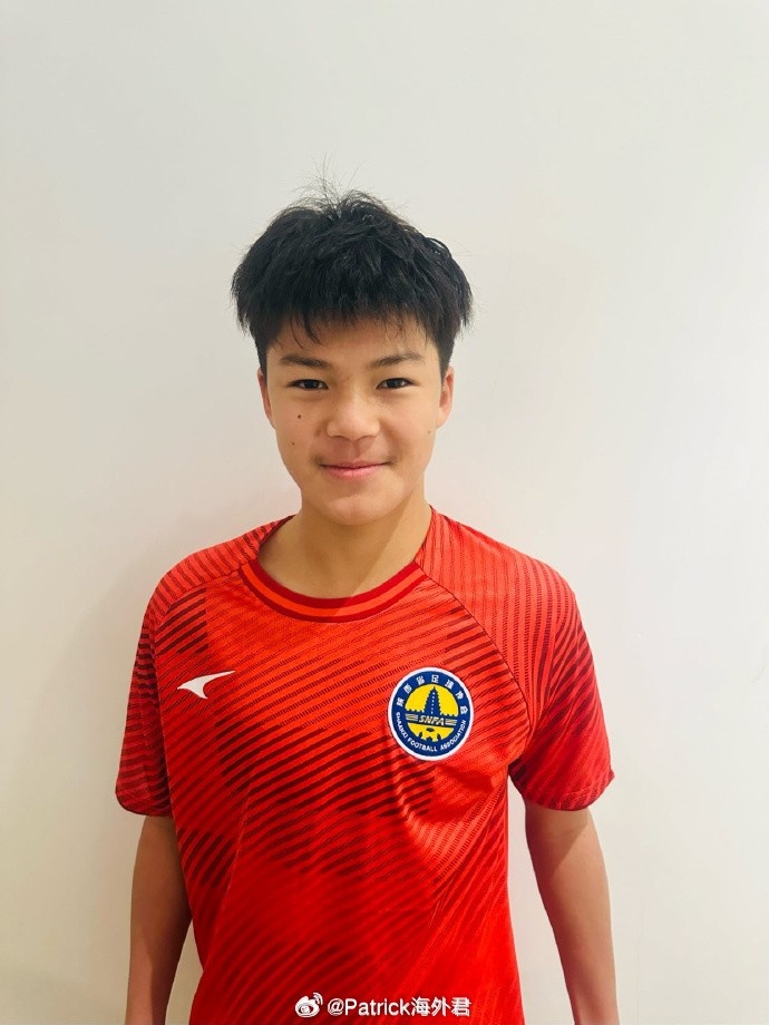 博主：劉凱源本賽季西班牙加泰U16優(yōu)選聯(lián)賽首發(fā)18次，已打入9球