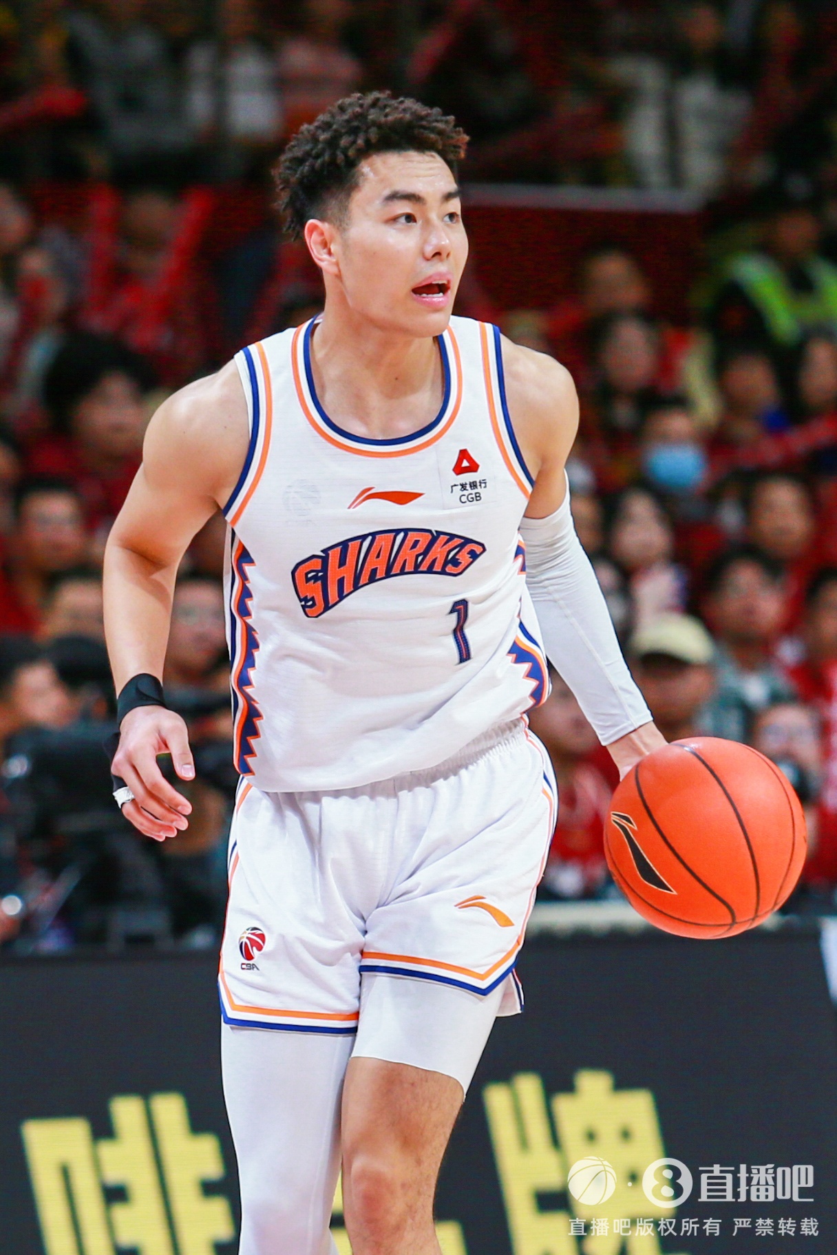狀態(tài)火熱！李添榮15投10中&三分12中7 得到28分3板2助